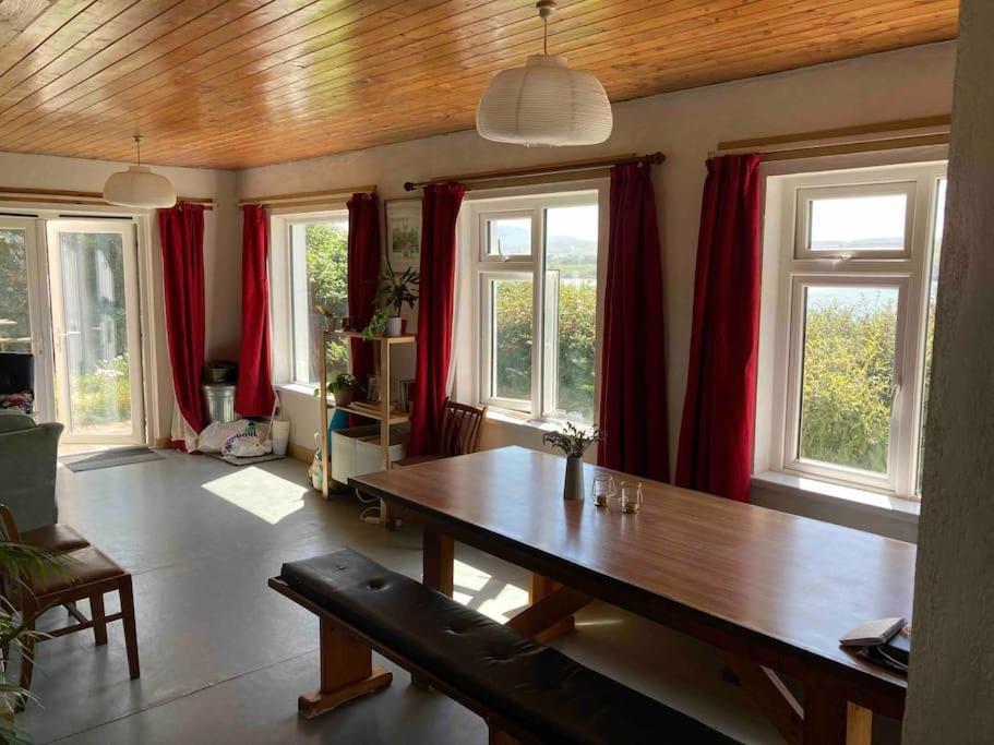 Cosy Stay On The Wild Atlantic Way 马林 外观 照片